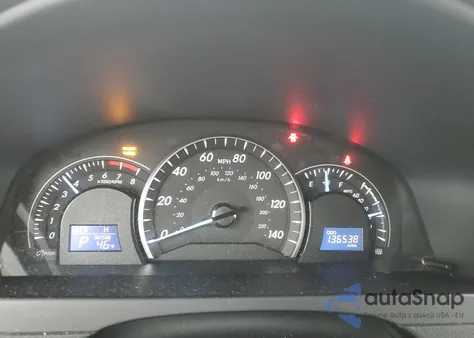 2012 Toyota Camry Base z USA, uszkodzony, nr VIN 4T1BF1FK2CU018885